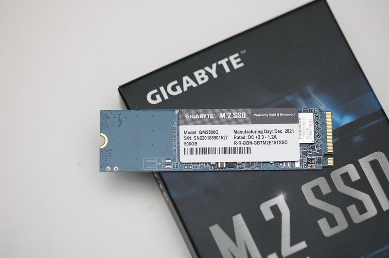 M.2固态入门级首选，299元500G技嘉GM2固态硬盘评测体验