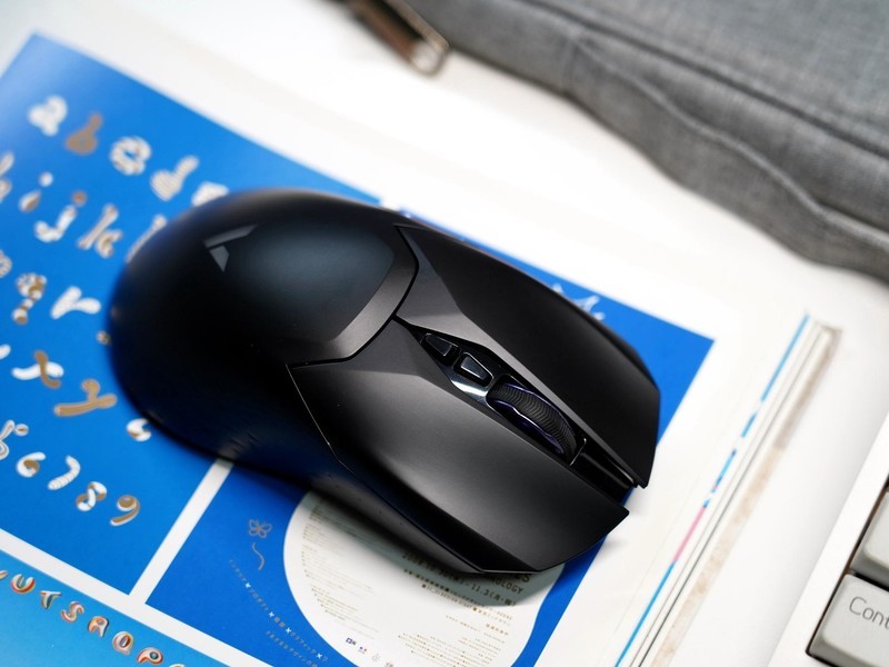 4K回报率，原相高定版3395+QI无线充的雷柏VT3S，游戏体验不一样