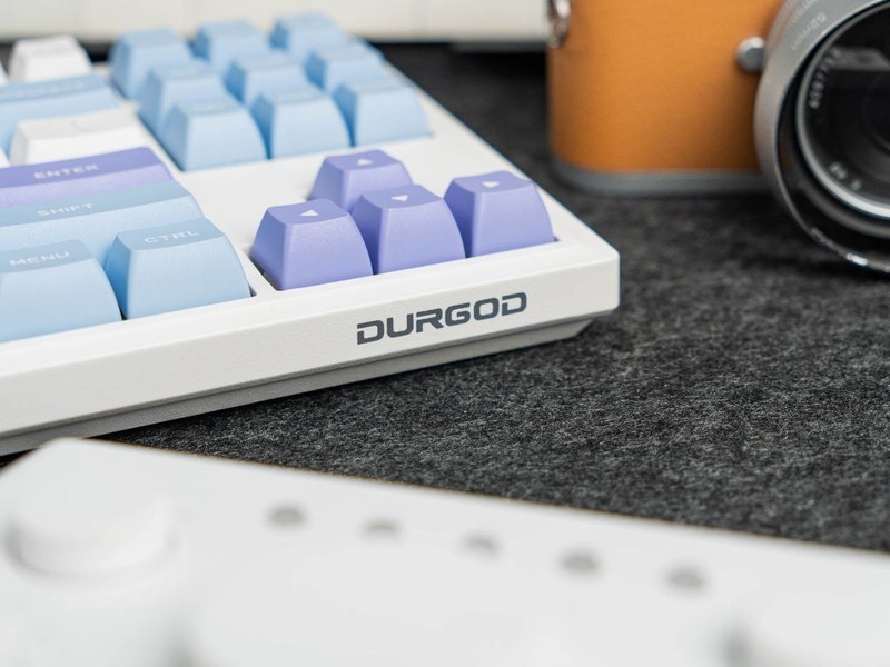 炫彩氛围，多模长续航，杜伽K100 POM奶昔轴机械键盘