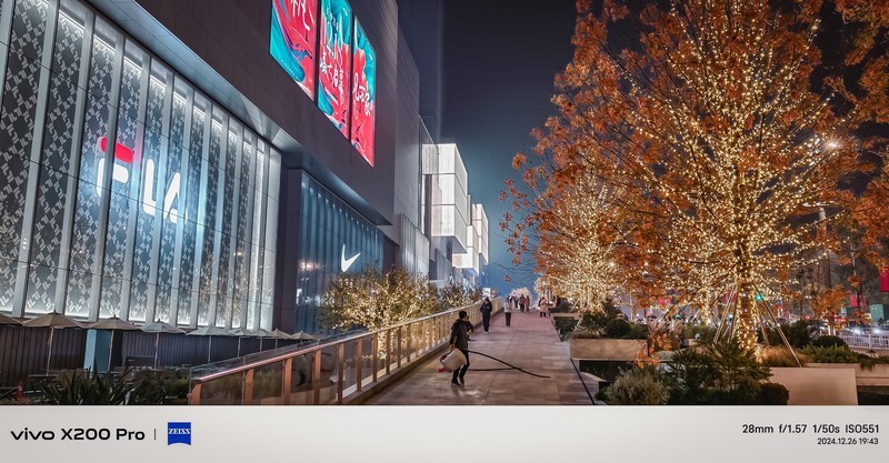 夜游长沙万象城，vivoX200pro新机首拍很震撼