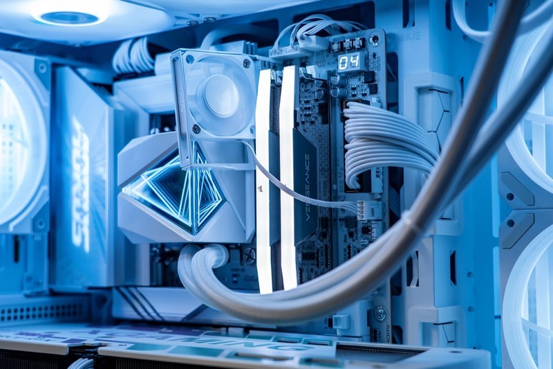 高能+高性价比还是得选英特尔，Ultra 7 265K+技嘉Z890冰雕综合测试