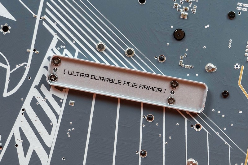 高能+高性价比还是得选英特尔，Ultra 7 265K+技嘉Z890冰雕综合测试