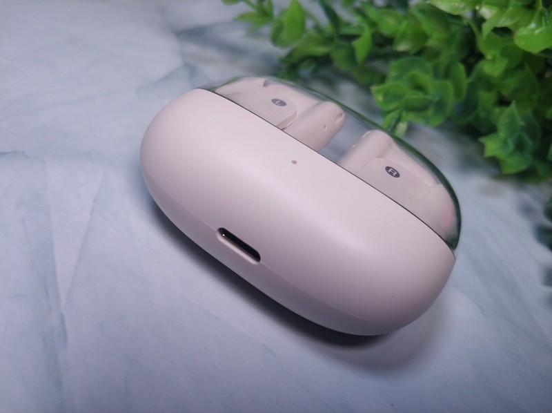 小巧精致颜值高，声音动听音质好，山灵MTW60真无线耳机