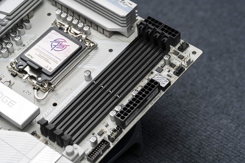 微星MPG Z890 EDGE TI WIFI主板加持 Ultra 7 265K生产力性能测试