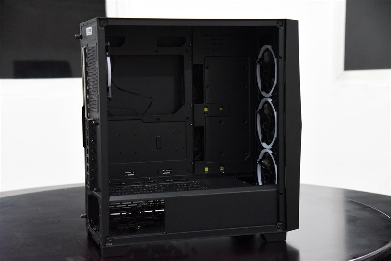 ARGB一手掌握，-安钛克DF800 FLUX ARGB机箱开箱