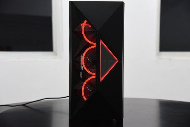 ARGB一手掌握，-安钛克DF800 FLUX ARGB机箱开箱