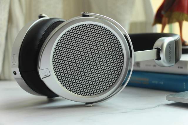 隐形磁体黑科技加持，HIFIMAN Deva Pro满足你挑剔的耳朵听音需求