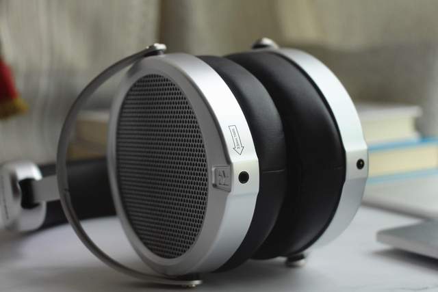 隐形磁体黑科技加持，HIFIMAN Deva Pro满足你挑剔的耳朵听音需求