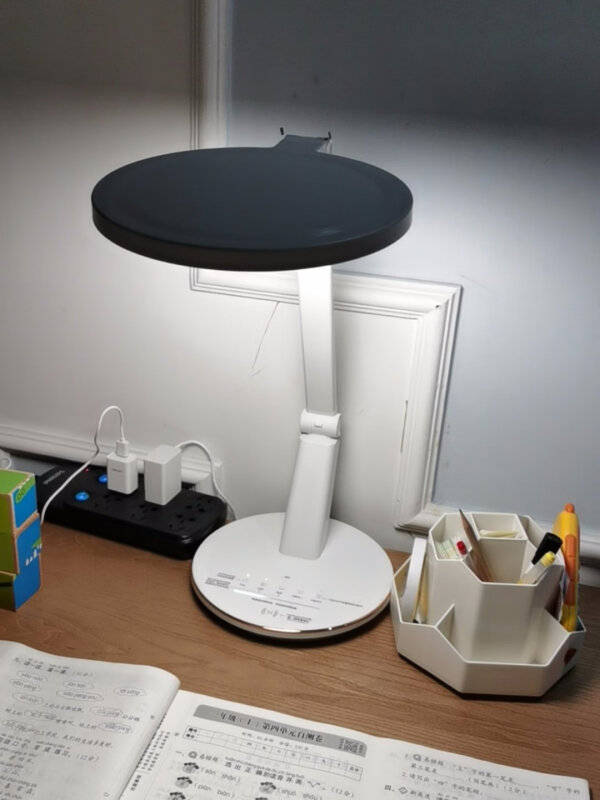 护眼灯真的有用吗？护眼灯到底该不该买？