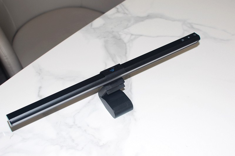 一盏为眼睛护航的智能照明灯具 SUKER书客屏幕挂灯