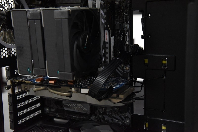 ARGB一手掌握，-安钛克DF800 FLUX ARGB机箱开箱