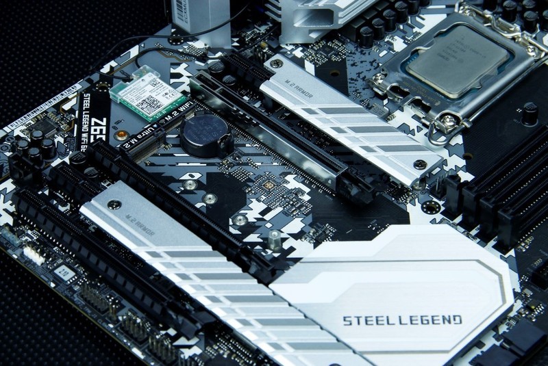 让13600K更香，华擎Z690钢铁传奇WiFi 6E与Z790大PK