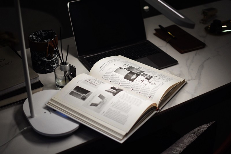 孩子学习最需要的礼物 南 卡护眼台灯L1 Pro