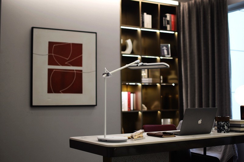 孩子学习最需要的礼物 南 卡护眼台灯L1 Pro