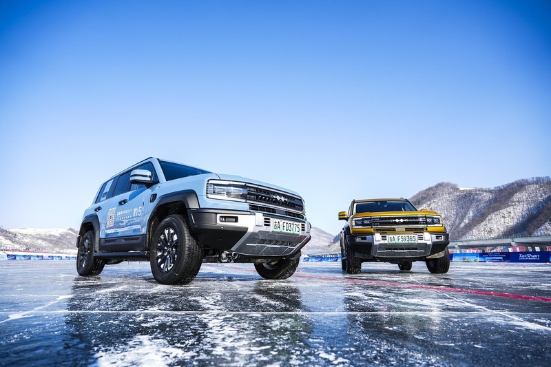 这也太好玩了吧，松花江上过大年，和比亚迪一起驰骋冰雪一路向前