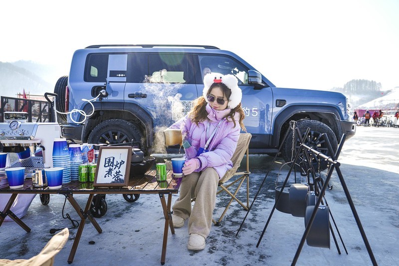 这也太好玩了吧，松花江上过大年，和比亚迪一起驰骋冰雪一路向前