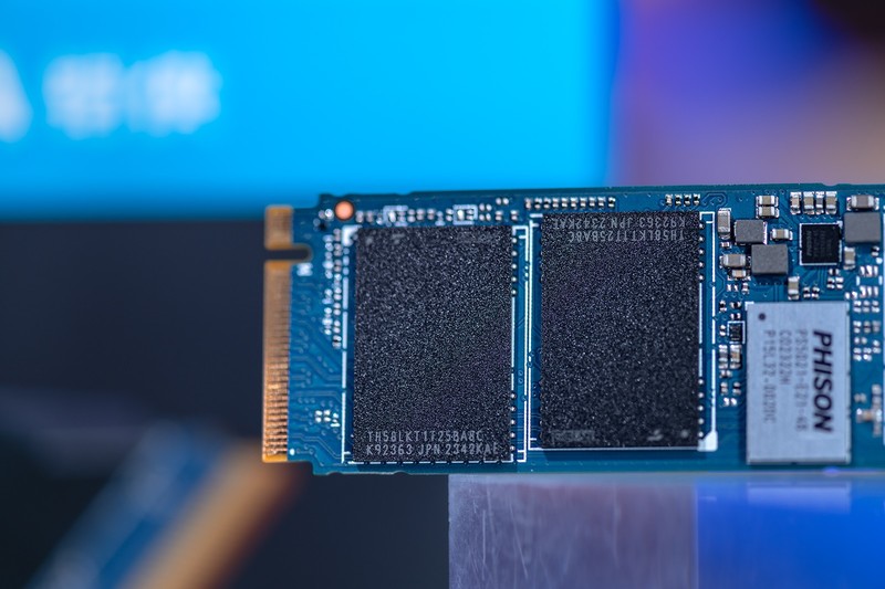 1200TBW写入量超耐久，铠侠PCIe4.0 SD10极至光速SSD体验