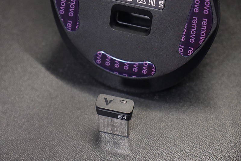 更小更快更强——好看又能打的雷柏VT9AIR双高速双模版鼠标