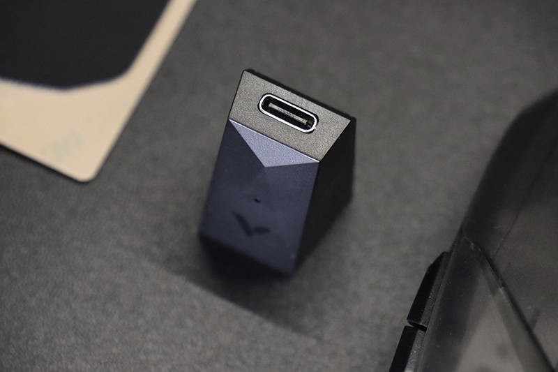 更小更快更强——好看又能打的雷柏VT9AIR双高速双模版鼠标