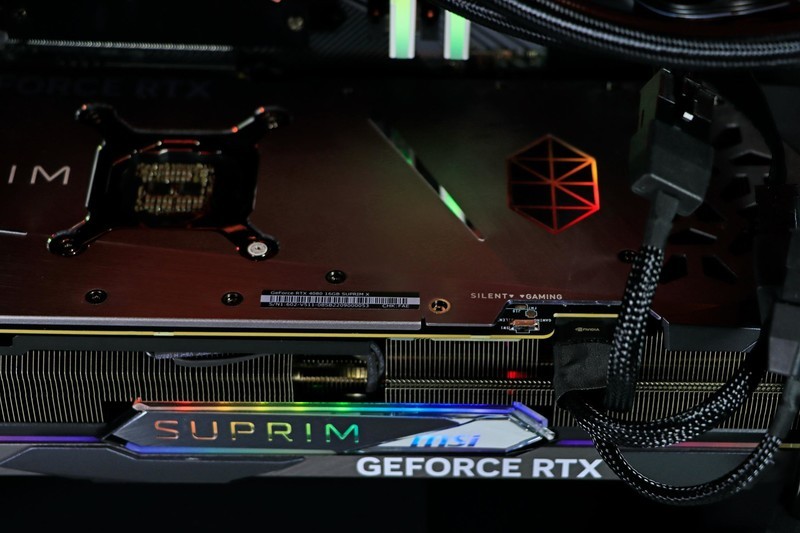 4080 比 3090Ti 强多少？最便宜大牌 Z790 PG Lightning/D4 值得买吗？