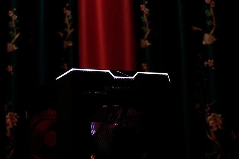 4080 比 3090Ti 强多少？最便宜大牌 Z790 PG Lightning/D4 值得买吗？