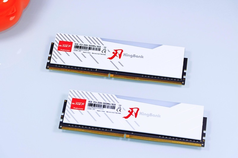 4080 比 3090Ti 强多少？最便宜大牌 Z790 PG Lightning/D4 值得买吗？