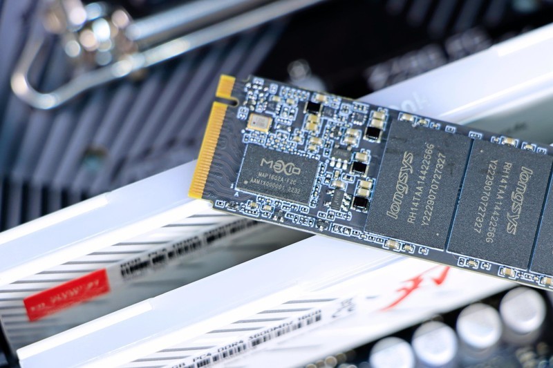 4080 比 3090Ti 强多少？最便宜大牌 Z790 PG Lightning/D4 值得买吗？