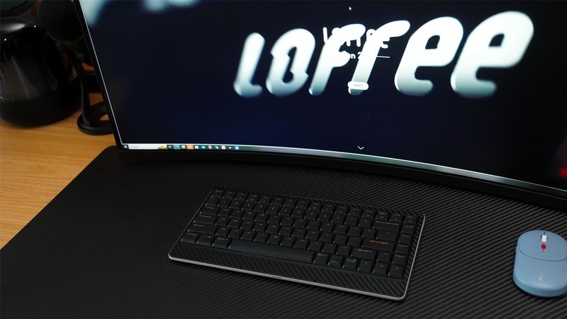 洛斐EGDE84双模矮轴机械键盘评测：3K碳纤维+镁合金+凯华定制矮轴