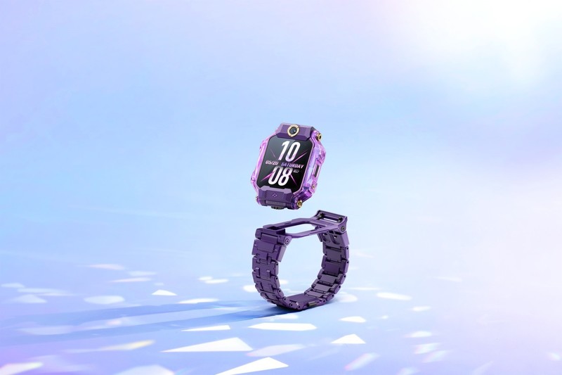 送小朋友啥礼物最好？小天才Z8电话手表，一定能让他成为最靓的仔