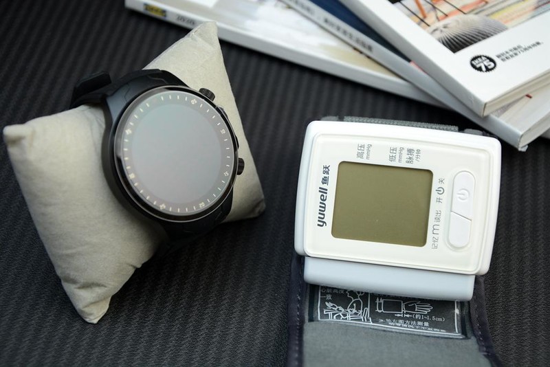 步入中年的80后，健康尤为重要，dido E40S气泵式血压智能手表体验