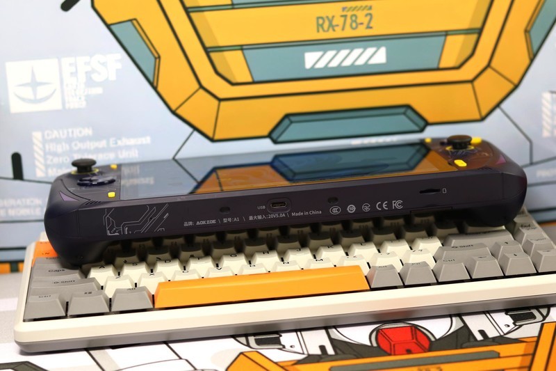 AOKZOE游戏掌机开箱，8英寸1200P屏幕，搭载AMD锐龙7 6800U处理器