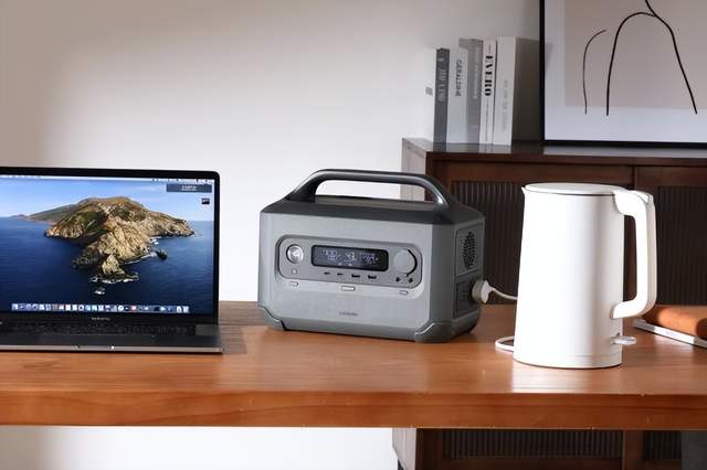 1.5小时充满电，绿联星辰户外电源GS600评测，实现露营用电自由