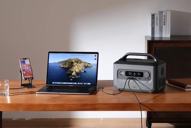 1.5小时充满电，绿联星辰户外电源GS600评测，实现露营用电自由