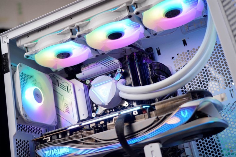 Gasket结构、三模RGB、外加“轻奢”小屏幕，御斧L98值得拥有！