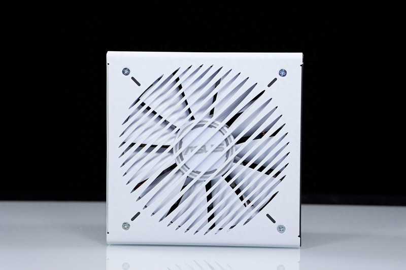 （装机分享）中秋国庆超长假，给自己整了台超绚烂海景房