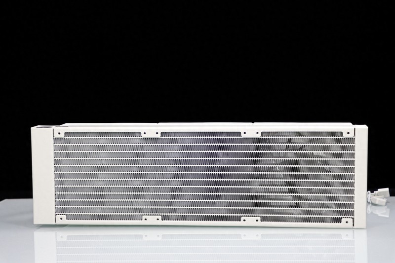 （装机分享）中秋国庆超长假，给自己整了台超绚烂海景房