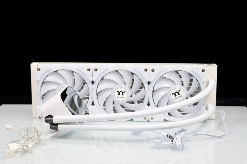 （装机分享）中秋国庆超长假，给自己整了台超绚烂海景房