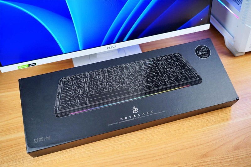 Gasket结构、三模RGB、外加“轻奢”小屏幕，御斧L98值得拥有！