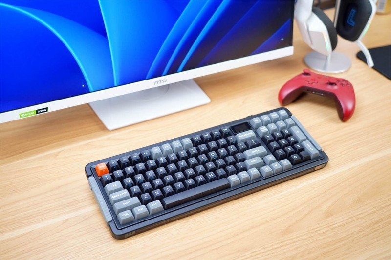 Gasket结构、三模RGB、外加“轻奢”小屏幕，御斧L98值得拥有！