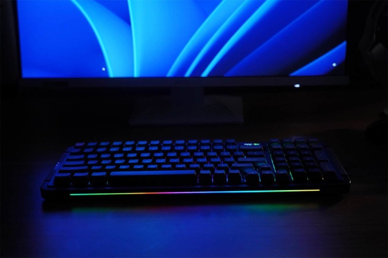 Gasket结构、三模RGB、外加“轻奢”小屏幕，御斧L98值得拥有！