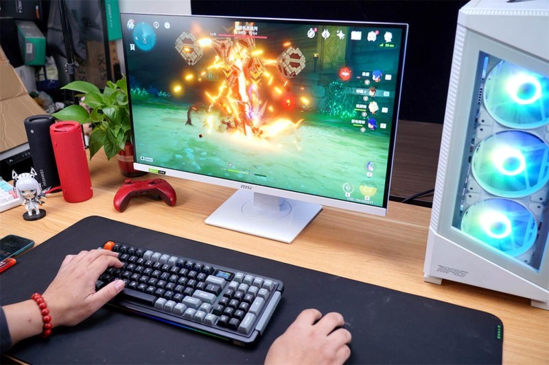 Gasket结构、三模RGB、外加“轻奢”小屏幕，御斧L98值得拥有！