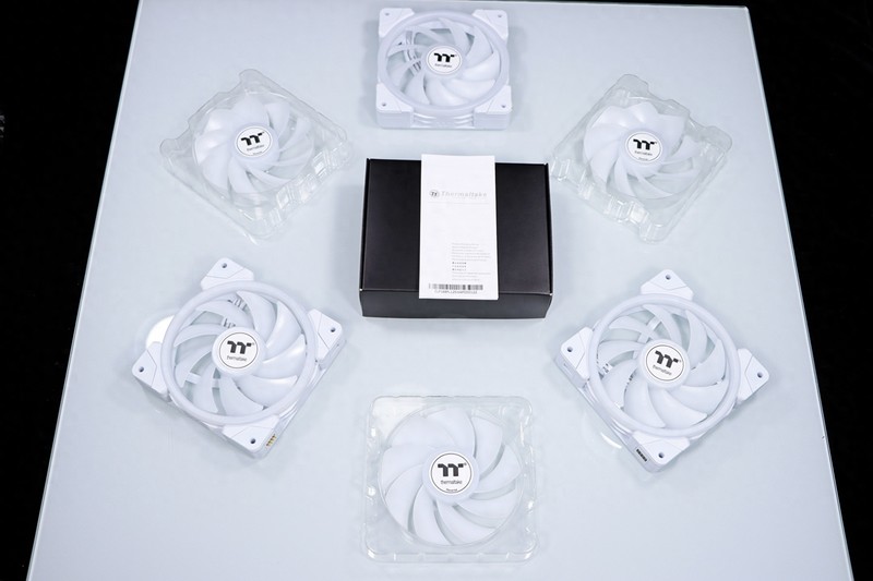 （装机分享）中秋国庆超长假，给自己整了台超绚烂海景房