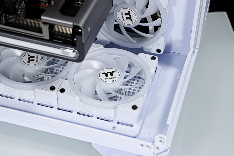 （装机分享）中秋国庆超长假，给自己整了台超绚烂海景房