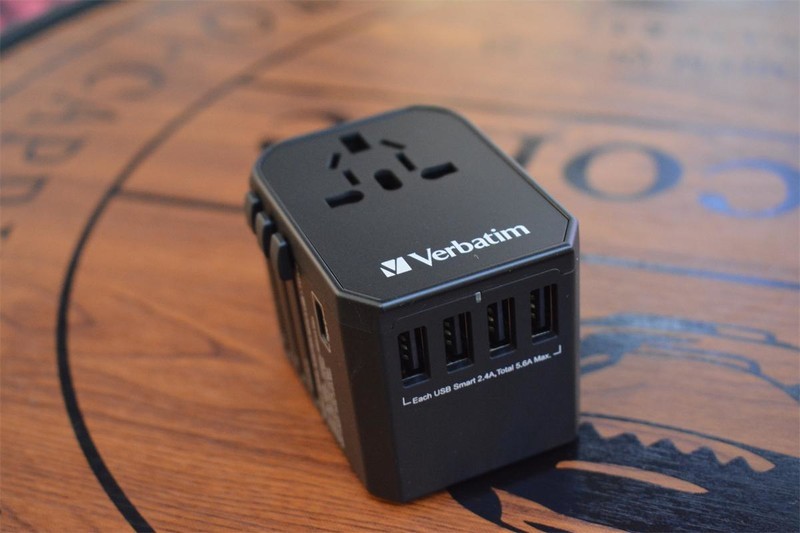 百国通用，威宝氮化镓转换器测评，你的旅行好助手