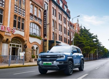 硬派越野SUV市场被翻牌，23.98万起的豹5让梦想不再触不可及