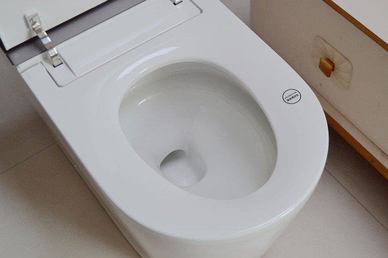 智能马桶是智商税？五年换了两个，我总结了三个问题和真实感受