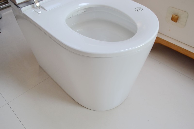 智能马桶是智商税？五年换了两个，我总结了三个问题和真实感受