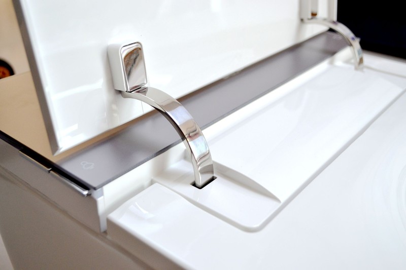 智能马桶是智商税？五年换了两个，我总结了三个问题和真实感受