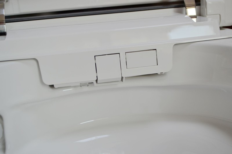 智能马桶是智商税？五年换了两个，我总结了三个问题和真实感受