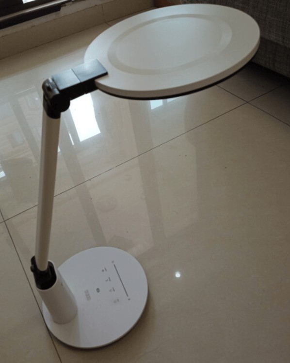 护眼台灯哪种好用又实惠？护眼灯排行榜十强：性能出众，值得入手